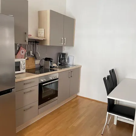Ferienapartment Passauer Wolf Im Zentrum, Klimatisiert Sankt Poelten Exterior photo